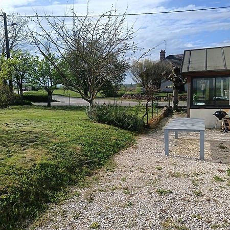 Campagne-Jolie Maison Avec Jardin- Proche Dole Chevigny  المظهر الخارجي الصورة